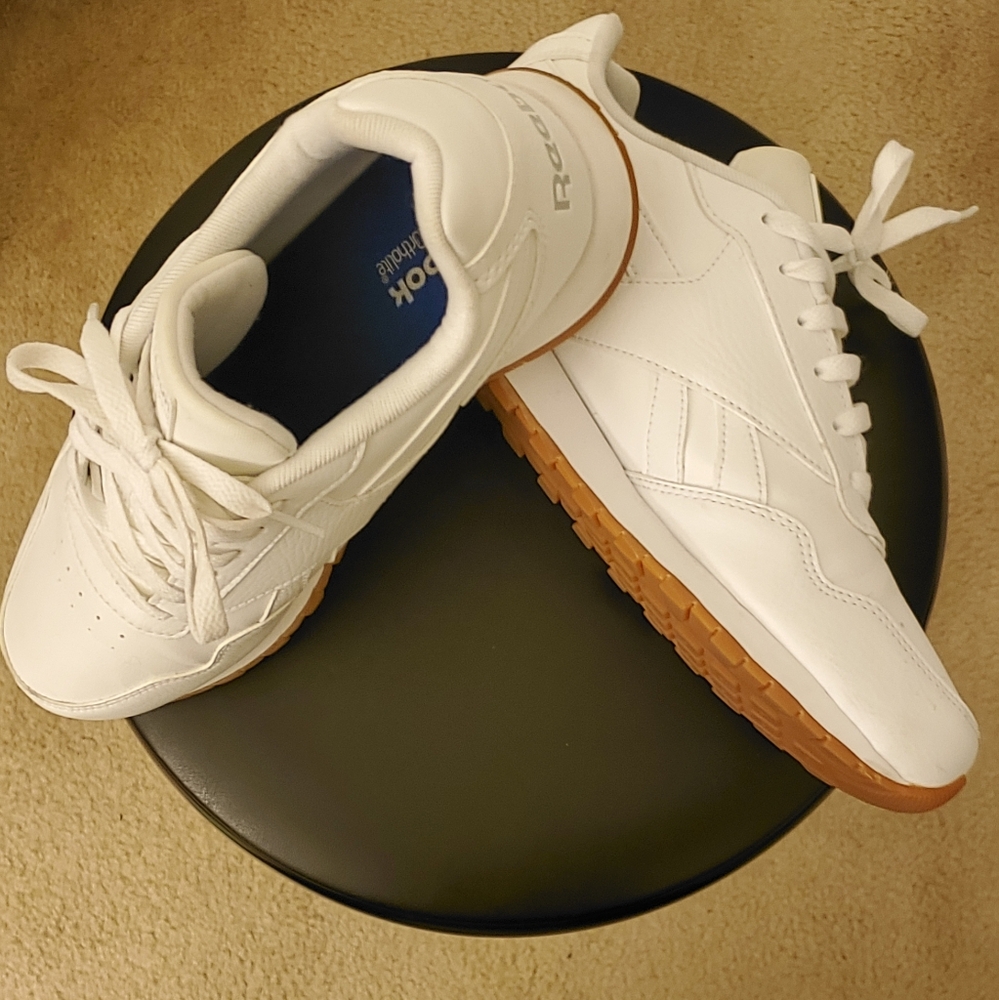 EUC Reebok Classics (W sz 9)